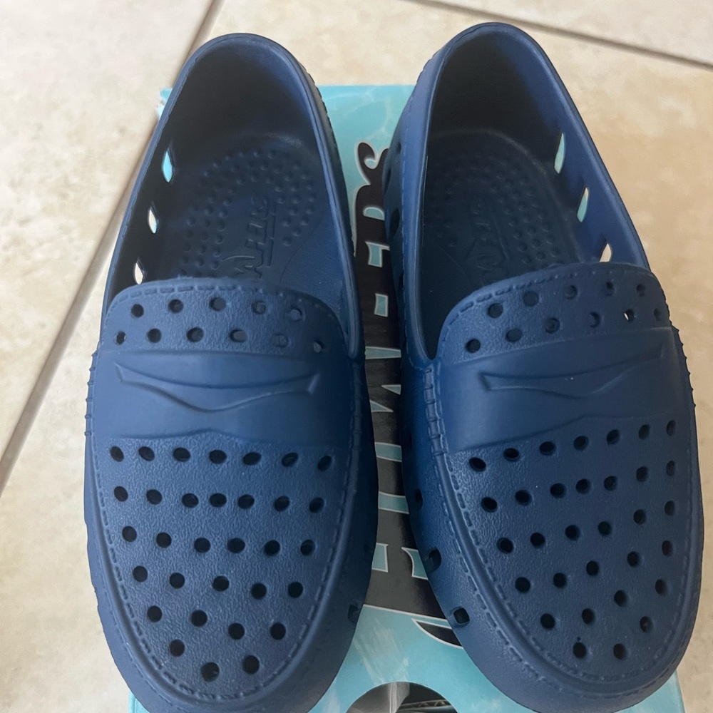 NWT Floafers size C8 Navy prodigy driver toddler boy